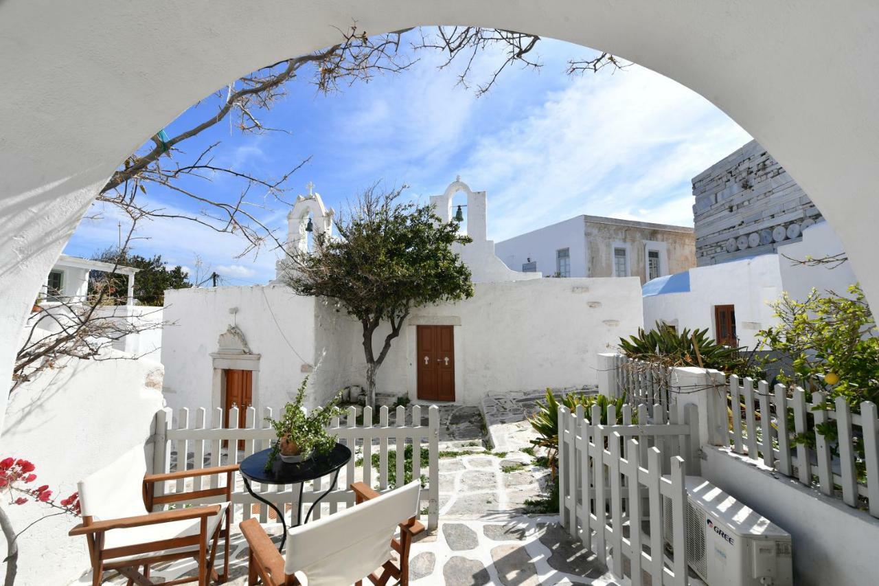 Kastro Cozy Guesthouse Parikia  Exterior photo